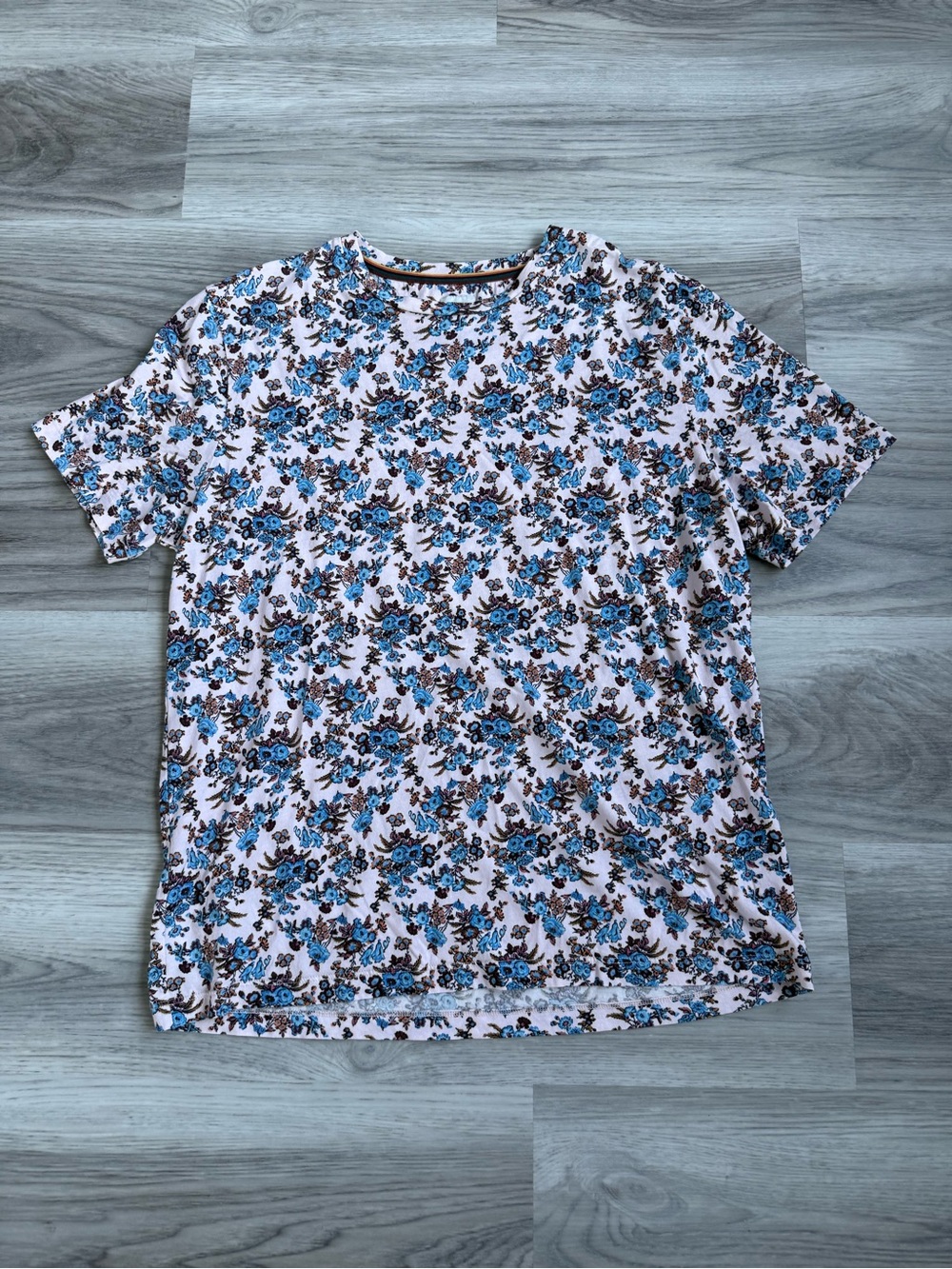 Paul Smith Pink Short-Sleeve Crewneck Tee with Blue Floral Print